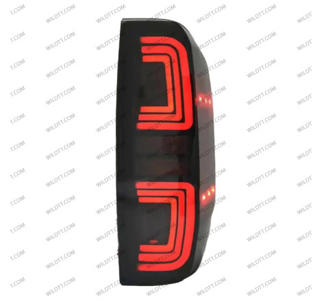 Pilotos Traseros Ahumados LED Nissan Navara D40 2005-2015 - WildTT