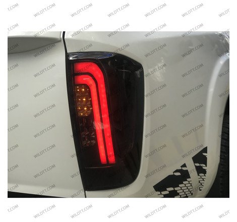 Luci Posteriori a LED Fumé Nissan Navara NP300 2016-2021 - WildTT