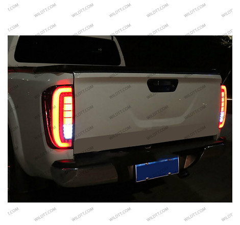 Luci Posteriori a LED Fumé Nissan Navara NP300 2016-2021 - WildTT