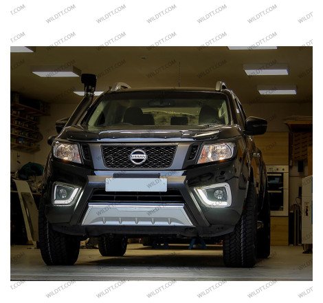 Daylights Nissan Navara NP300 2016-2021 - WildTT