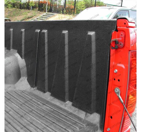 Bedliner Over Rail Toyota Hilux SC 05-16 - WildTT