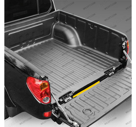 Hard Tri-Fold Mitsubishi L200 DC 2006-2011 - WildTT