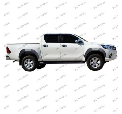Aletines Invincible Style Toyota Hilux DC 2016-2020 - WildTT