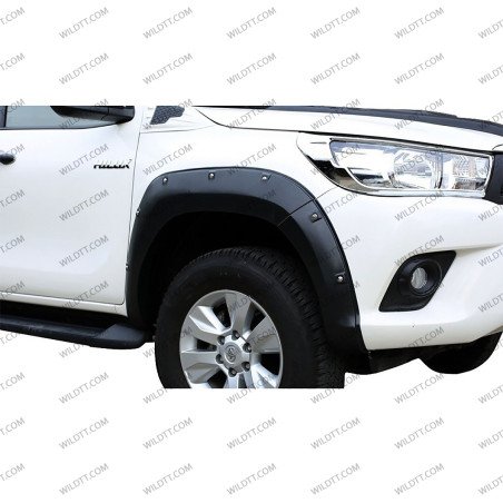 OFF-Road Fender Flares Toyota Hilux EC 2016-2020 - WildTT