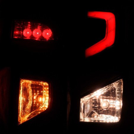 Luci Posteriori a LED Fumé Nissan Navara NP300 2016-2021 - WildTT