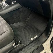 Tapis en Caoutchouc OEM Toyota Hilux DC 2016+ - WildTT