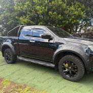 Kotflügelverbreiterungen OFF-Road Isuzu D-Max DC 2020-2024 - WildTT