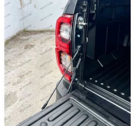 Heckklappendämpfer Toyota Hilux 2016+ - WildTT