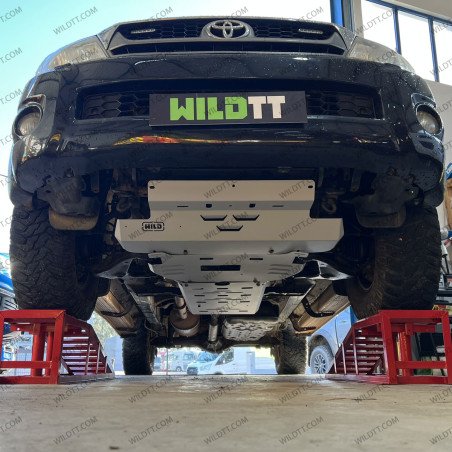 Komplettsatz Unterlegplatten Stahl 3MM Toyota Hilux 2005-2015 - WildTT