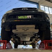 Komplettsatz Unterlegplatten Stahl 3MM Toyota Hilux 2005-2015 - WildTT