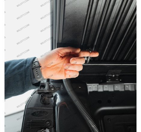 Top Roll Aeroklas Manual Ford Ranger/Raptor DC 2023+ - WildTT