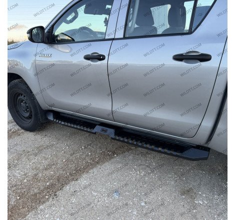 Pedana Laterali Wild Off-Road Toyota Hilux DC 2016+ - WildTT