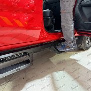 Sidesteps Wild W/ Step Toyota Hilux DC 2016-2026 - WildTT