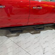 Estriberas Wild C/ Step Toyota Hilux DC 2016-2026 - WildTT