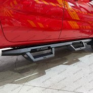 Marche Pieds Wild Avec Step Toyota Hilux DC 2016+ - WildTT