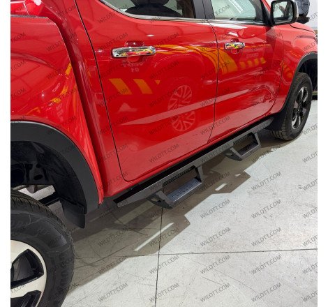 Pedana Laterali Wild C/ Step Toyota Hilux DC 2016-2026 - WildTT