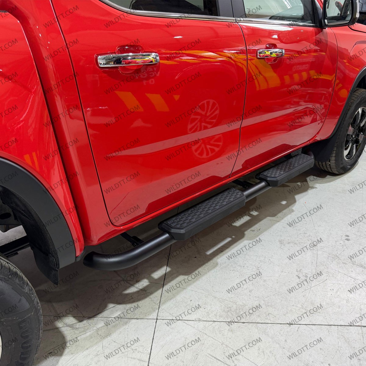 Estriberas Wild C/ Step Curvos VW Amarok 2023+ - WildTT