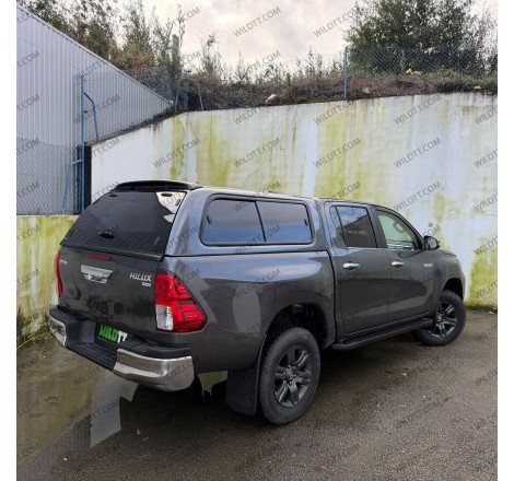 Estribos OEM Toyota Hilux DC 2016+ - WildTT