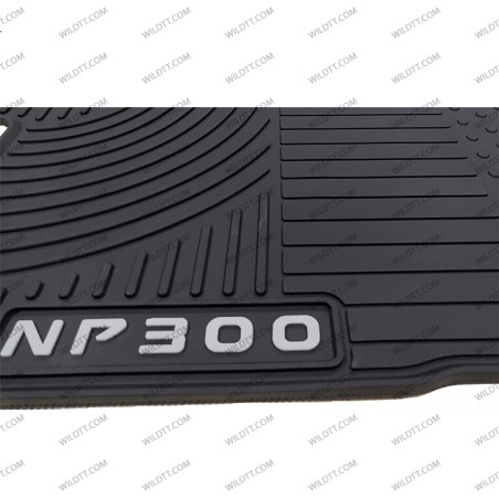 Tapis en Caoutchouc OEM Nissan Navara NP300 DC 2016-2021 - WildTT