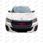 Parrilla Frontal Toyota Hilux Invincible 2018-2020 - WildTT