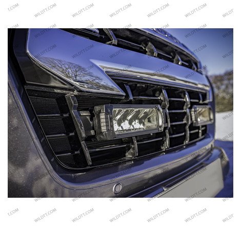 Barra LED Lazer Triple-R P/ Griglia Radiatore Isuzu D-Max 2020+ - WildTT