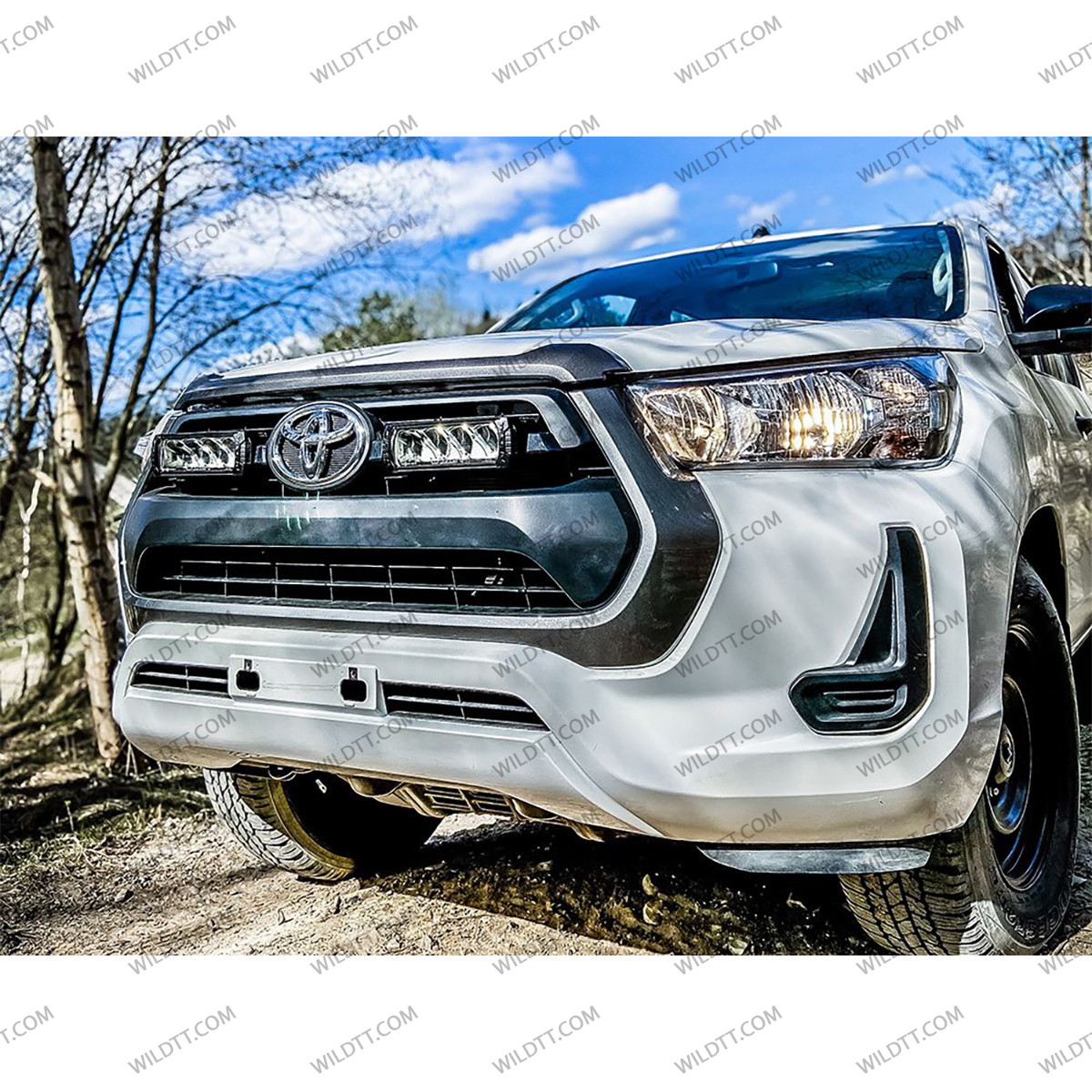 Barra LED Lazer Triple-R P/ Grelha Radiador Toyota Hilux 2020-2026 - WildTT