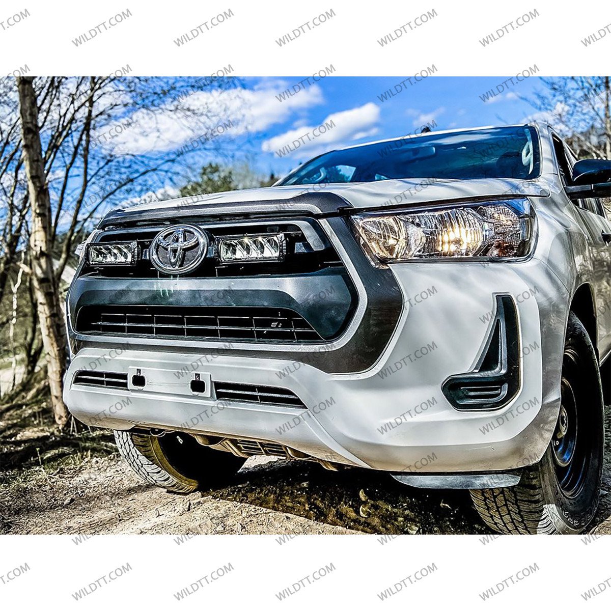 Lazer Triple-R LED LightBar for Radiator Grille Toyota Hilux 2020-2026 - WildTT