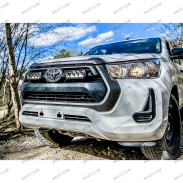 Lazer Triple-R LED LightBar für Kühlergrill Toyota Hilux 2020-2026 - WildTT