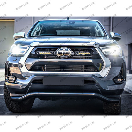 Barra LED Lazer Linear P/ Grelha Radiador Toyota Hilux 2020+ - WildTT