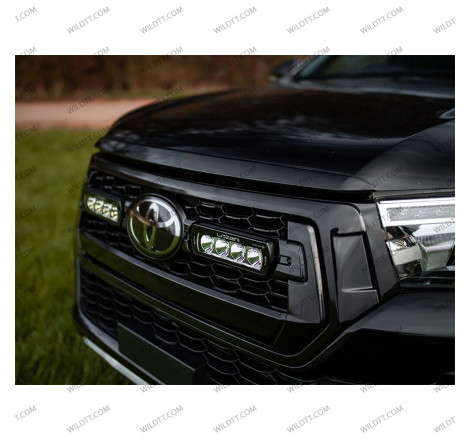 Barra LED Lazer ST4 Evolution P/ Grelha Radiador Toyota Hilux Invincible 2018-2020 - WildTT