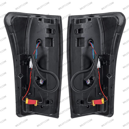 Pilotos Traseros Ahumados LED Tetris Style Isuzu D-Max 2012-2020 - WildTT