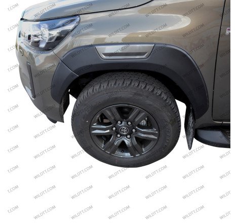 Elargisseurs d'Ailes Invincible Style Toyota Hilux DC 2005-2011 - WildTT