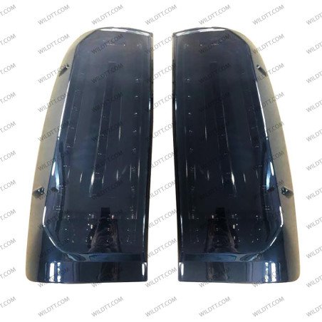 Pilotos Traseros Ahumados LED Toyota Hilux 2005-2016 - WildTT