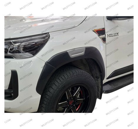 Body Kit Upgrade da Toyota Hilux DC 2016-2020 a 2020+ - WildTT