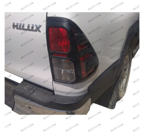 Copertura del Fanale Posteriore V1 Toyota Hilux 2016-2026 - WildTT