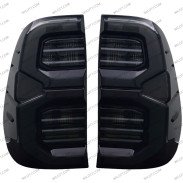 Feu Arrière à LED Fumé OEM Invincible Toyota Hilux 2016-2026 - WildTT