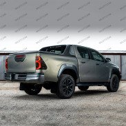 Pilotos Traseros Ahumados LED OEM Invincible Toyota Hilux 2016-2026 - WildTT