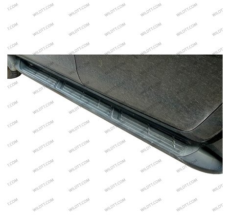 OEM Running Boards Toyota Hilux DC 2016+ - WildTT