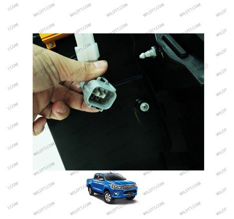 Pilotos Traseros Ahumados LED Toyota Hilux 2016-2026 - WildTT